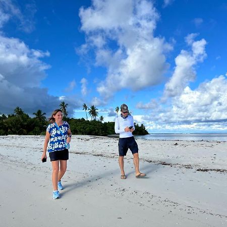 Island Guest Hotell Maamendhoo Exteriör bild