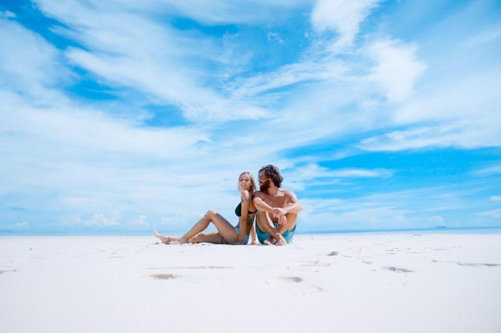 Island Guest Hotell Maamendhoo Exteriör bild