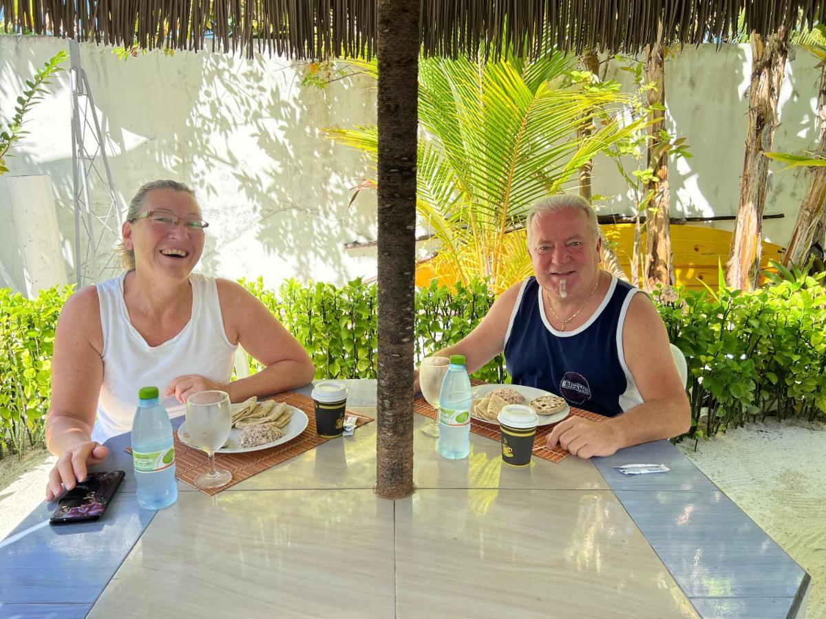 Island Guest Hotell Maamendhoo Exteriör bild