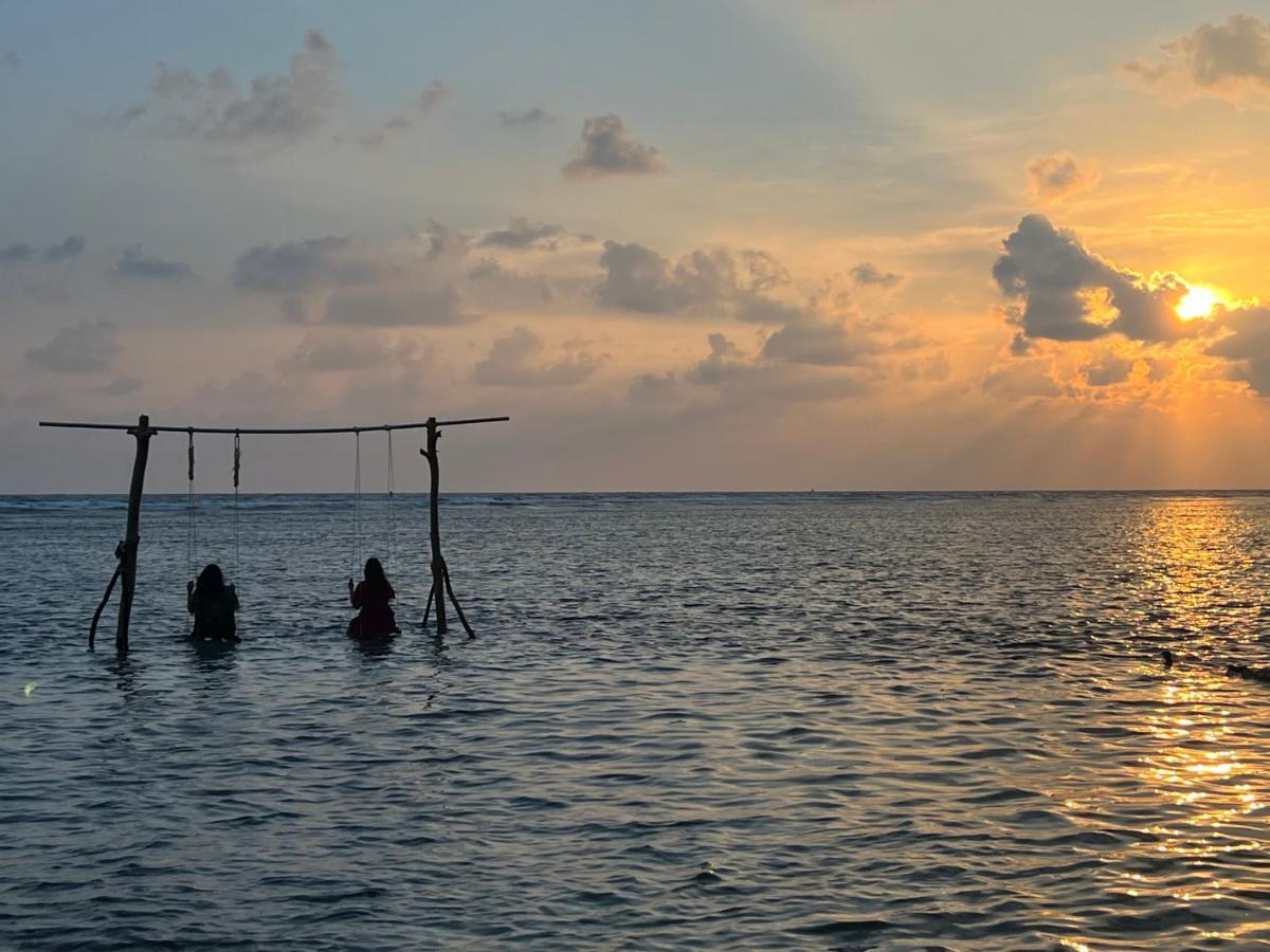 Island Guest Hotell Maamendhoo Exteriör bild